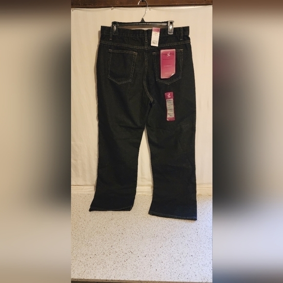 Cottage Street Woman's Jeans Straight leg Size 16 Nwt - Picture 3 of 7